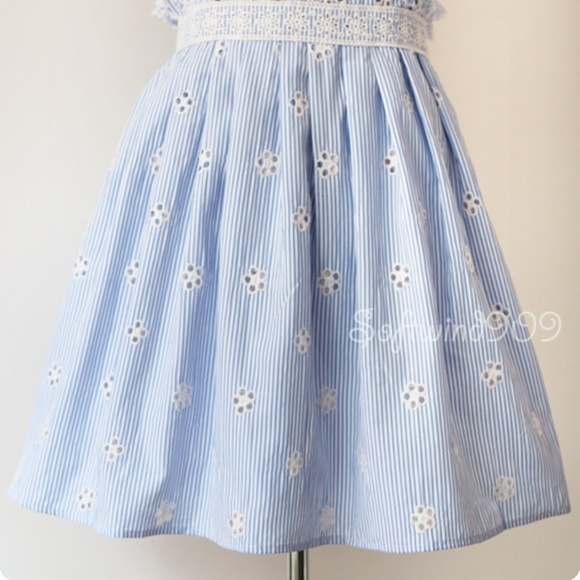 Last☝️ Light Blue Eyelet Embroidered Ruffle Dress - Picture 5 of 8